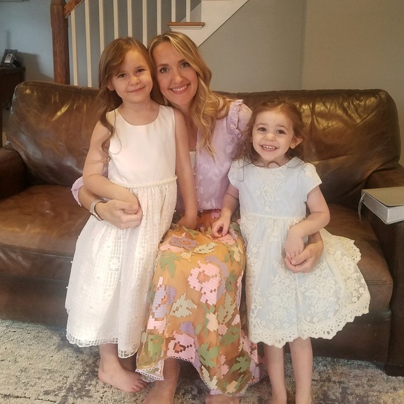 Meet your Posher, Sarah - Picture 2 of 3